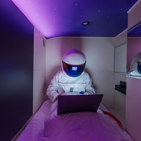 לבוב Capsule Hotel Constellation 91 מראה חיצוני תמונה
