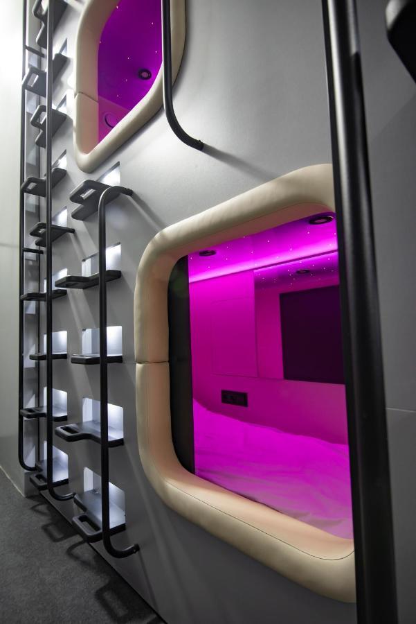לבוב Capsule Hotel Constellation 91 מראה חיצוני תמונה